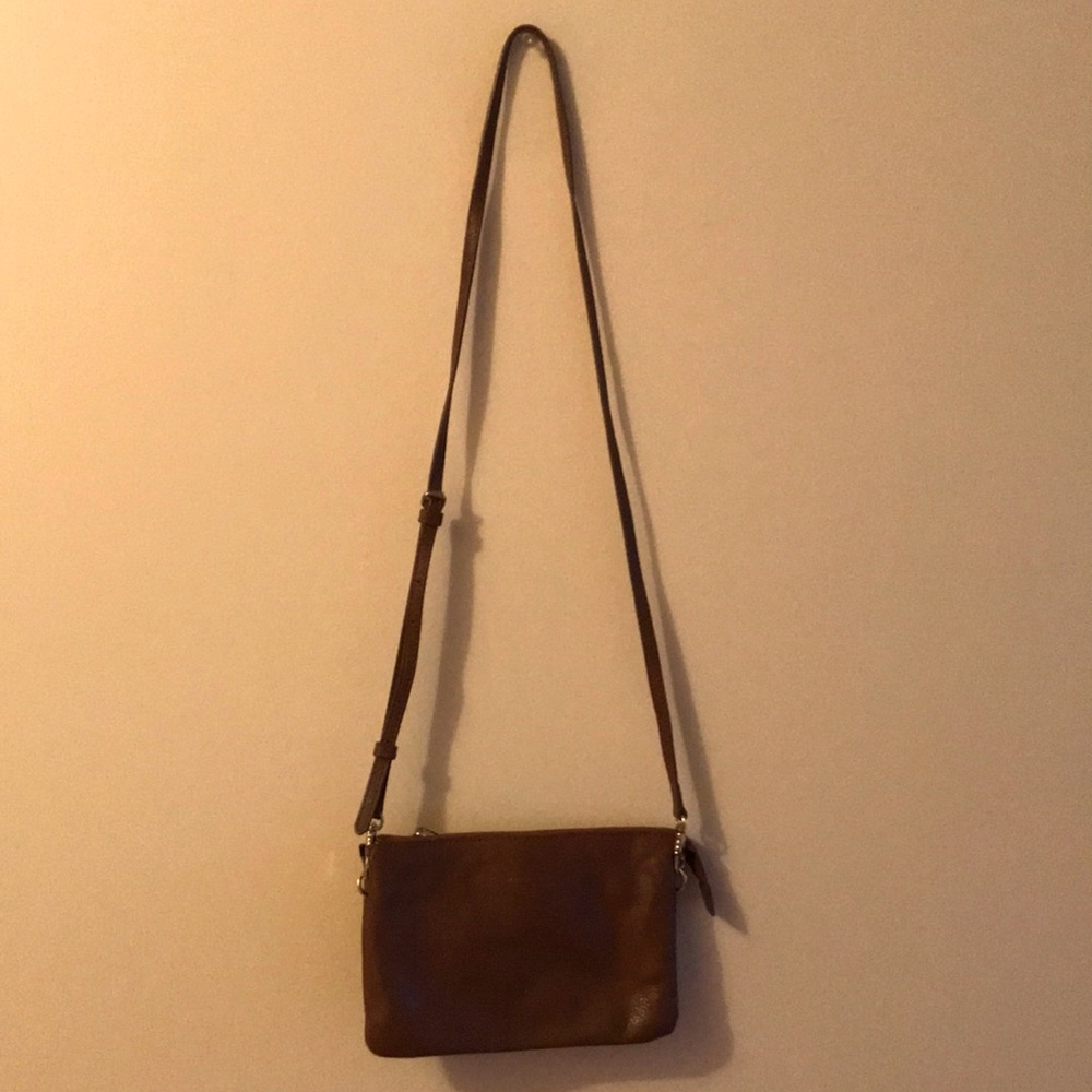 Tahari bag